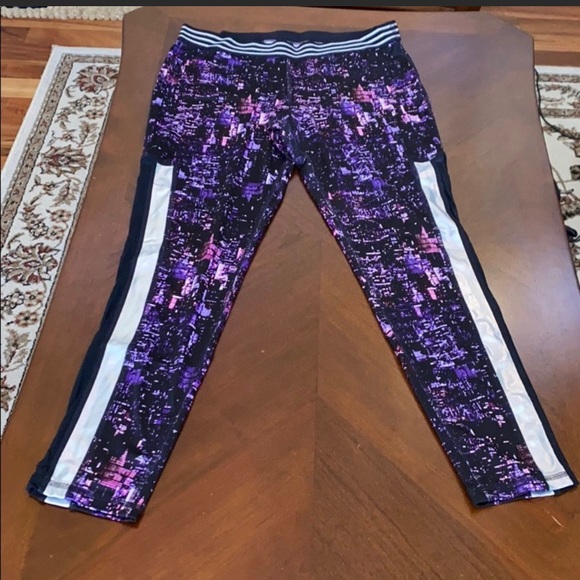 Material Girl Active Leggings size Large - Picture 1 of 4